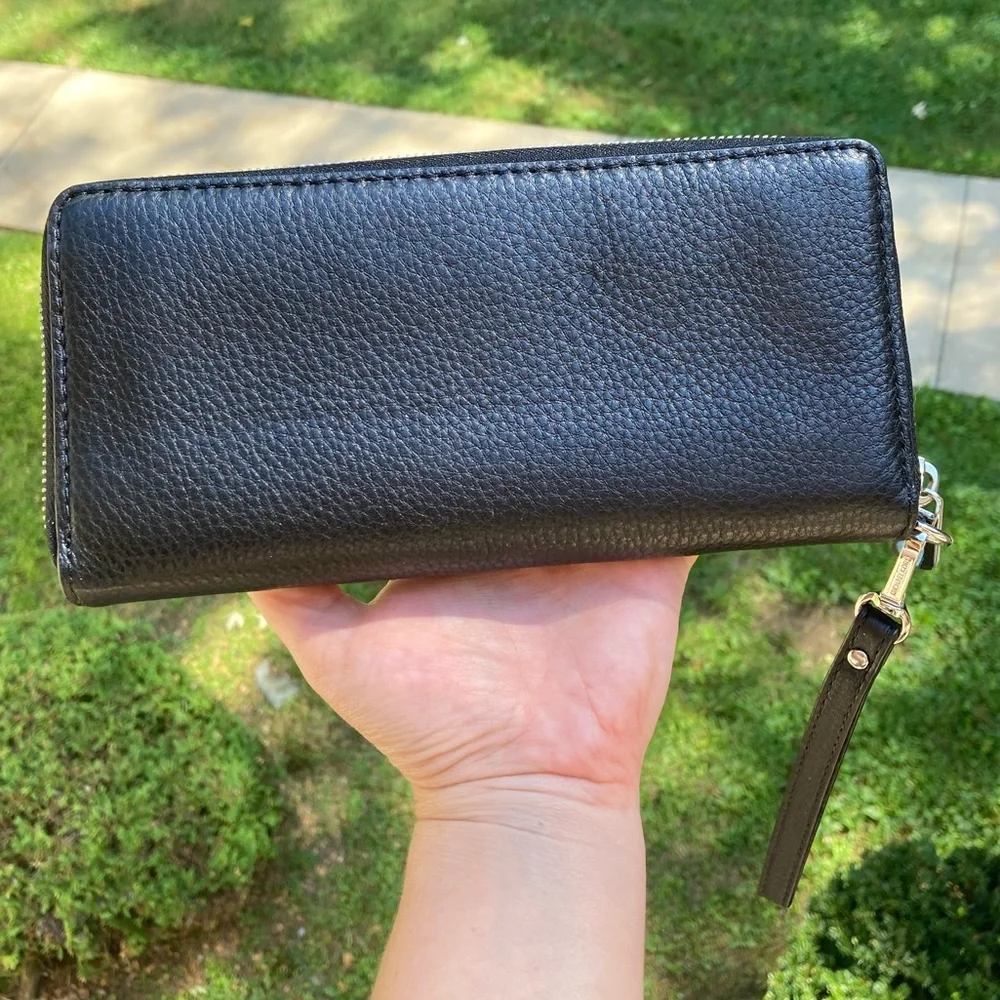 Michael Kors Black Pebbled Leather Large Zipper Wallet Wristlet Silver Hardware